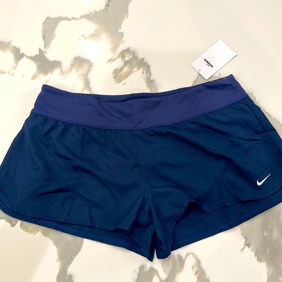 - 🩳NWT Nike Swim shorts dark blue shorts with built in panty.  Size XL - Picture 1 of 6